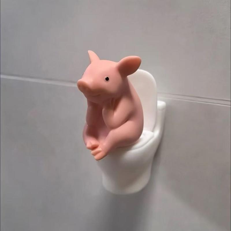 Urocza świnka siedząca na toal – Jet Home Bathroom recenzja i cena